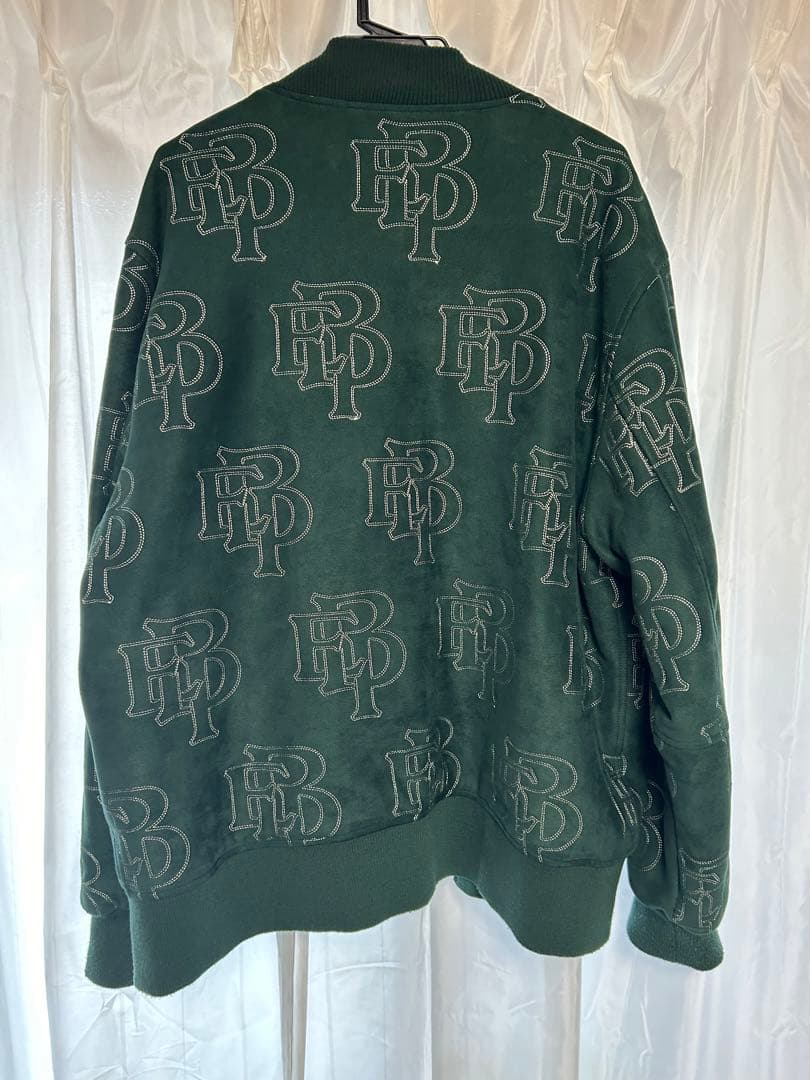 IO着用 希少 ブラックアイパッチ ブルゾン グリーン - メルカリ