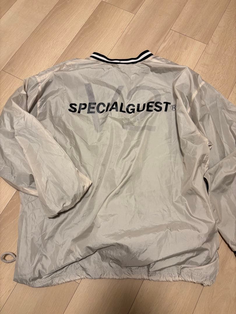 special guest スノーボードウェア