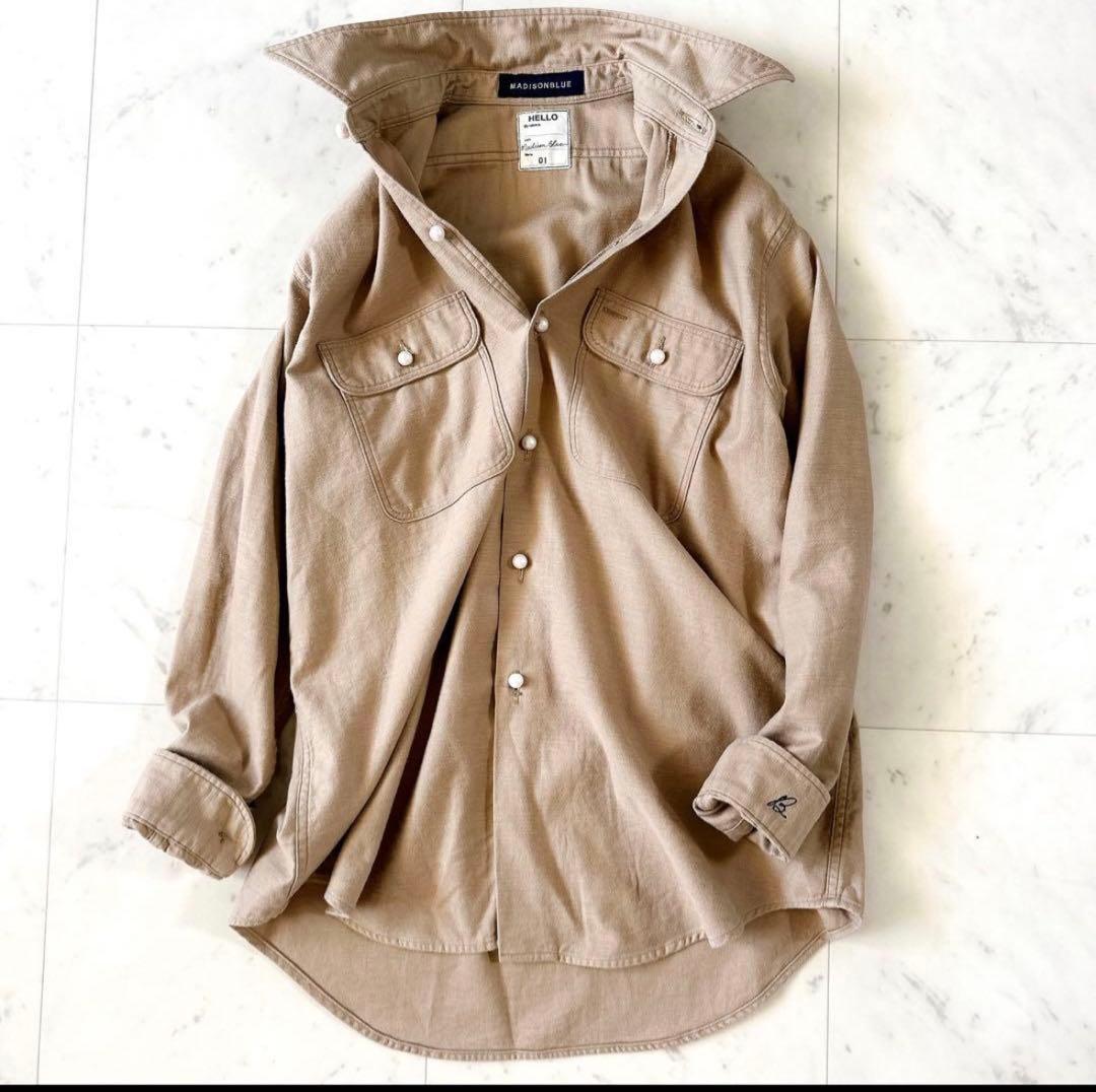 マディソンブルー パールボタン ハンプトン シャツ ベージュ