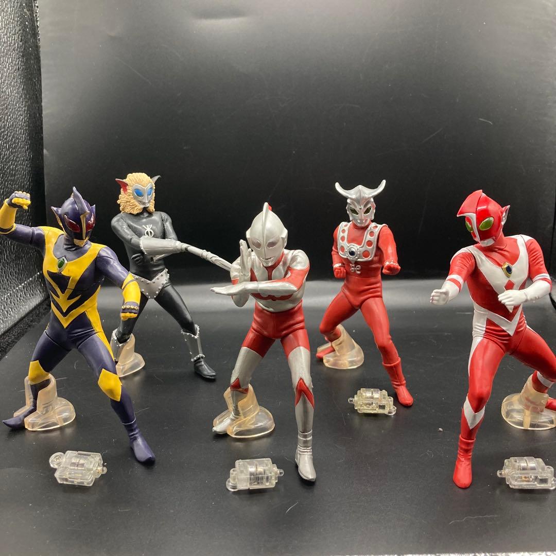 アルティメットルミナス 5体+ユニット5 通電確認済 まとめ売り ウルトラマン