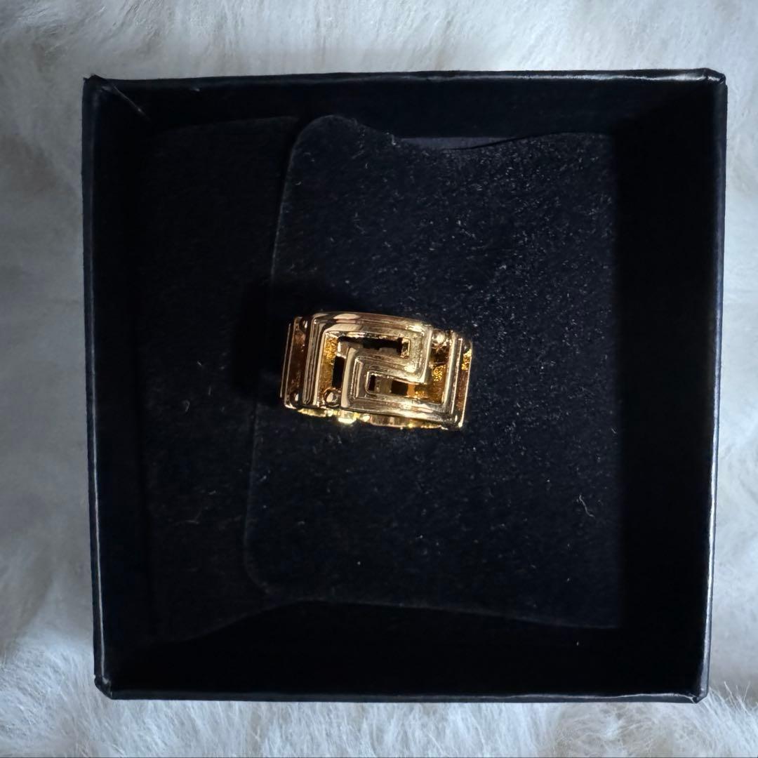 VERSACE グレカモチーフ リング11号 中古・古着通販】VERSACE (ヴェルサーチェ) グレカモチーフリング