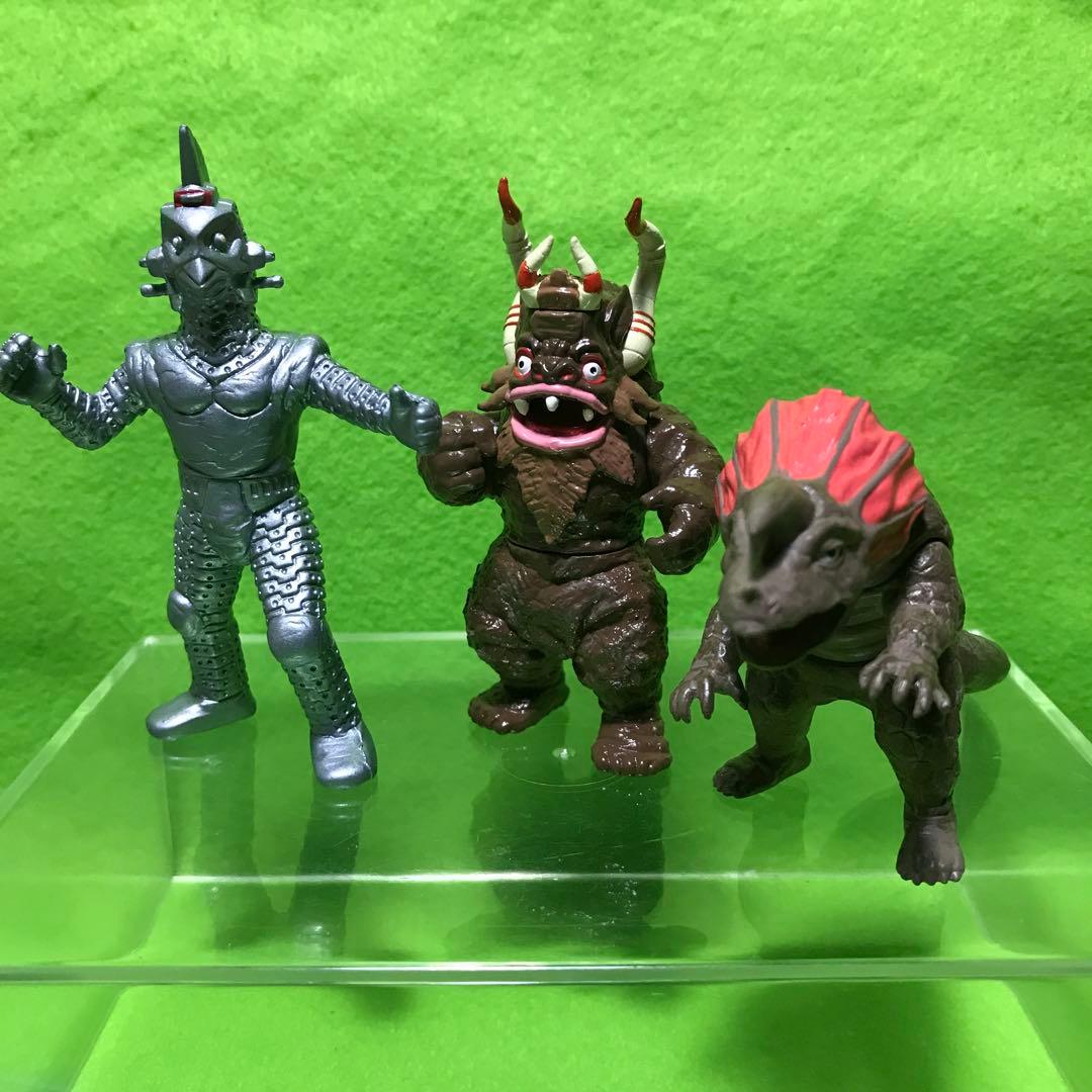 カプセル怪獣 ウィンダム ミクラス アギラ 3体セット ウルトラセブン