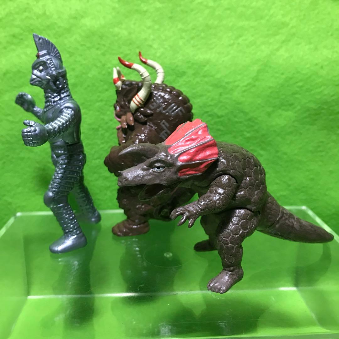 カプセル怪獣 ウィンダム ミクラス アギラ 3体セット ウルトラセブン