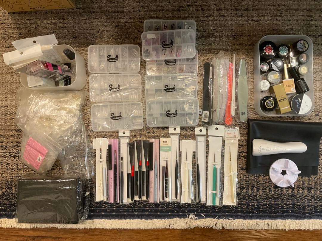 ネイルブラシ モアクチュール tati プレスト ハンドライト ネイルチップ