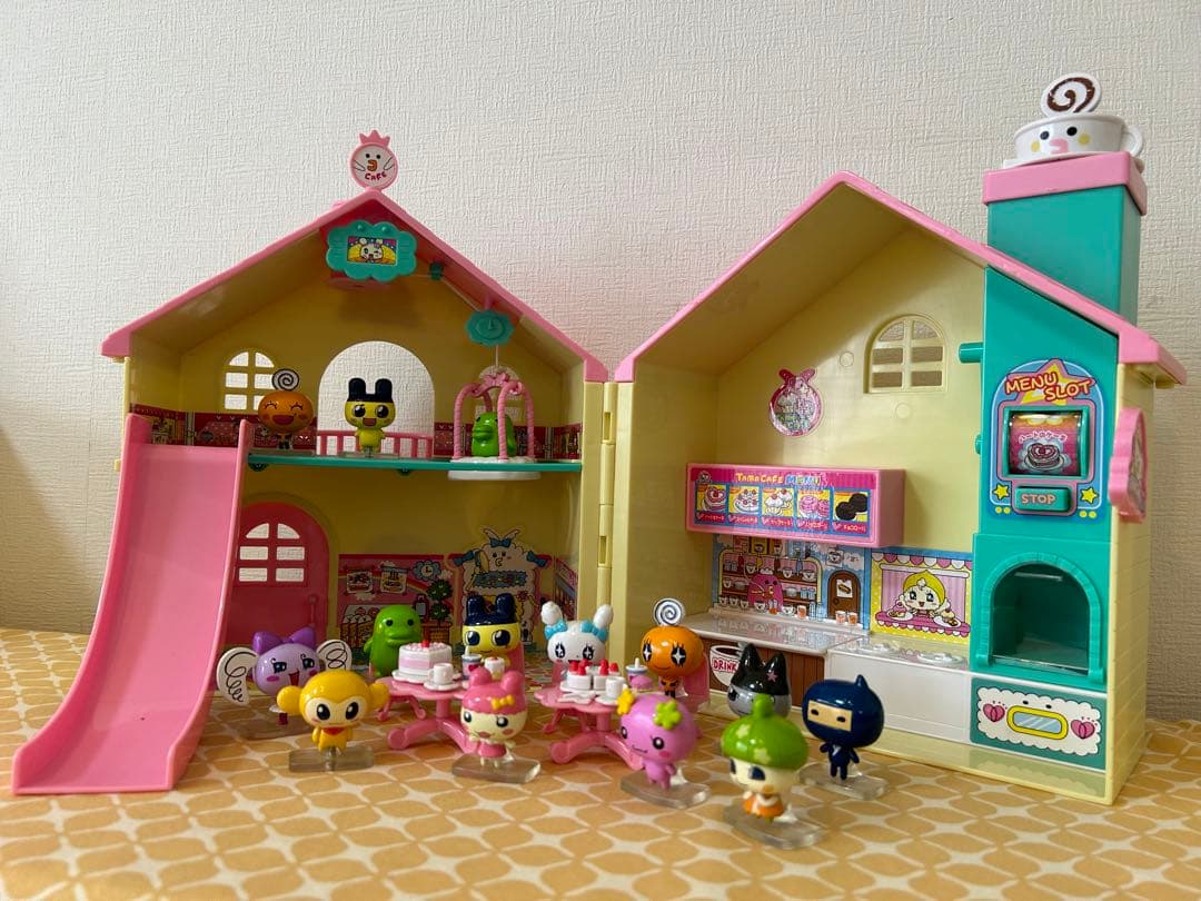 レア品 たまカフェ みーんなたまともフィギュアセット - メルカリ