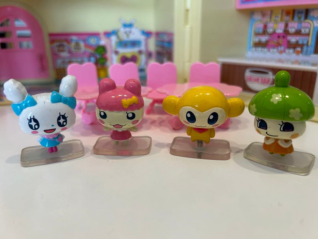 レア品 たまカフェ みーんなたまともフィギュアセット - メルカリ