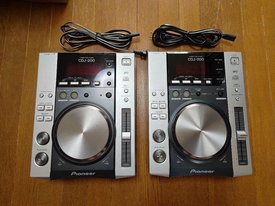Pioneer CDJ-200 2台セット 箱付き かなり美品 Pioneer CDJ-200 2台セット 箱付き かなり美品 Pioneer CDJ-200 2台