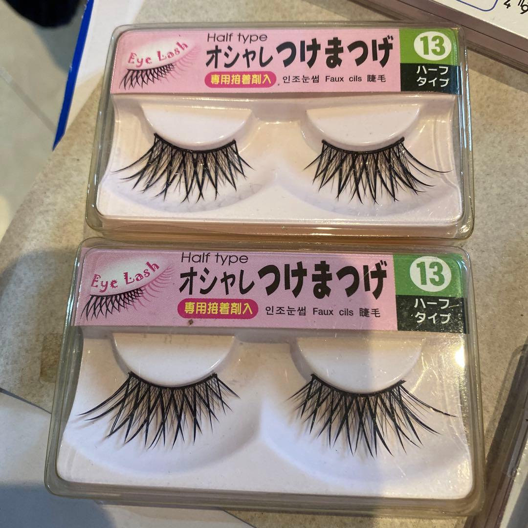 即購入歓迎　ザ・ダイソー オシャレ つけまつげ１３番　が　２３個　廃盤品本日終了