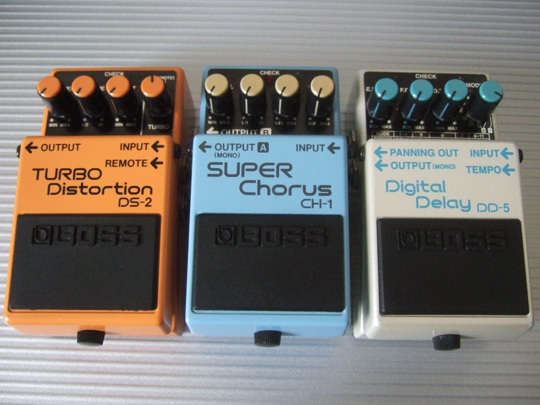 ギター BOSS CH-1 DD-5 DS-2