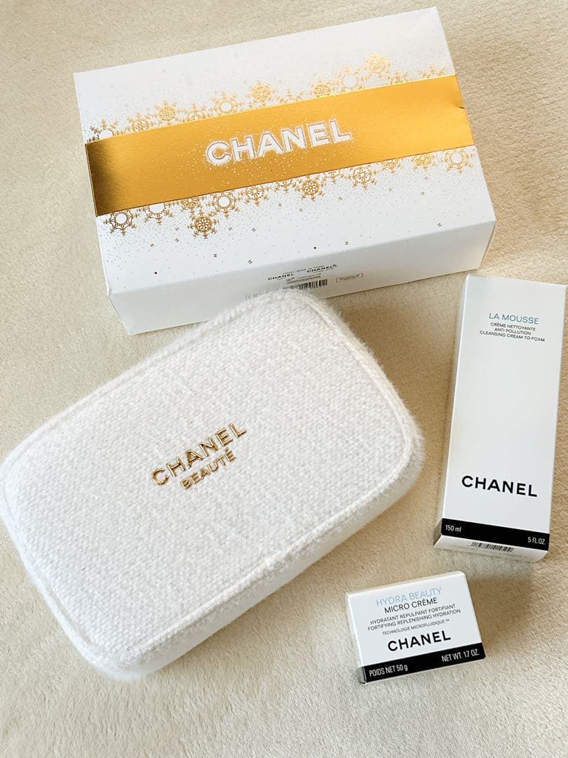 CHANELギフトセットポーチ・洗顔フォーム・イドゥラビューティマイクロクリーム
