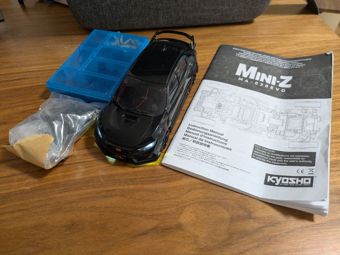 KYOSHO Mini-z MA-030-evo フタバ受信機、ジャイロ付属 京商 ミニッツAWD MHS／ASF2.4GHzシステム MA-030EVO シャシーセット