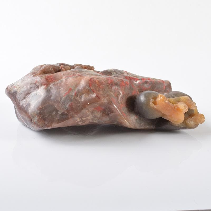 中国　玉石鶏血石　神獣彫　置物　紙鎮　筆架　重さ約306ｇ　M　R6131