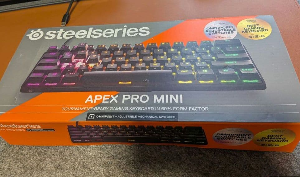 SteelSeries Apex Pro Mini 日本語キーボード 本体