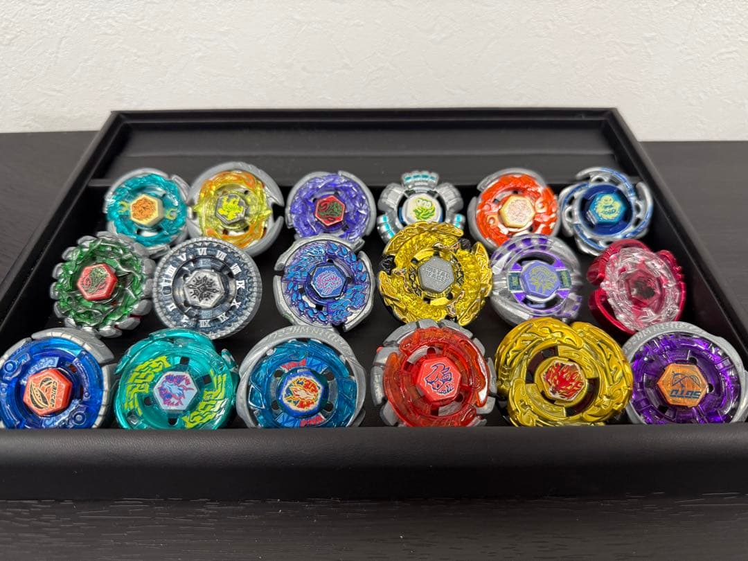 ★レア多数 クロノス 金色エルドラゴ他 ベイブレード18個セット★ケース付♪