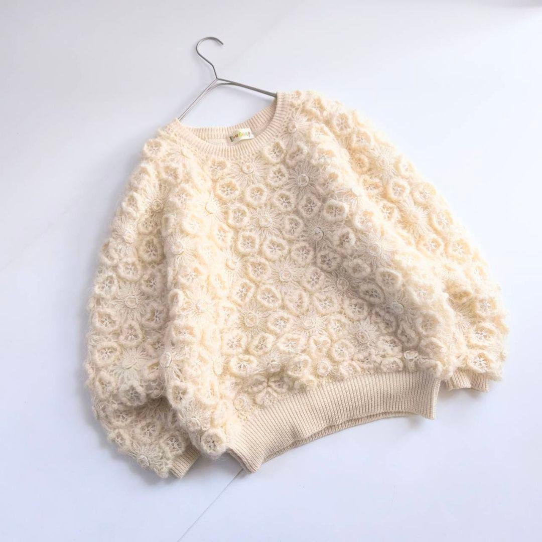 立体刺繍　ヴィンテージ　花柄　オフホワイト　ハンドニット　フラワー編み C2