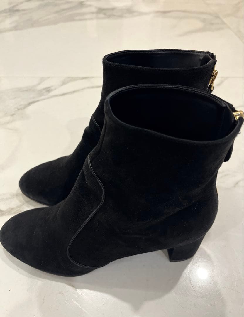 値下げ‼️新年セール【Louis Vuitton ルイ・ヴィトン】黒スエードブーツ