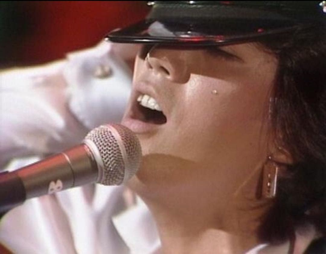 希少】沢田研二 JULIE カミソリ型ネックレス&ピンバッヂSET ジュリー