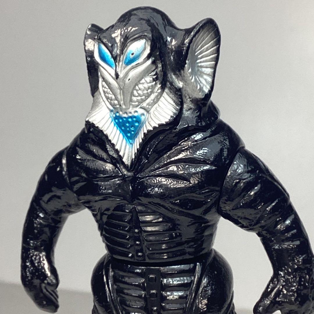 80年代'硬質ソフビ'ウルトラ怪獣くん メフィラス星人 - メルカリ