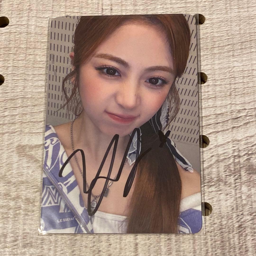 ルセラフィム　ユンジン直筆サイントレカ