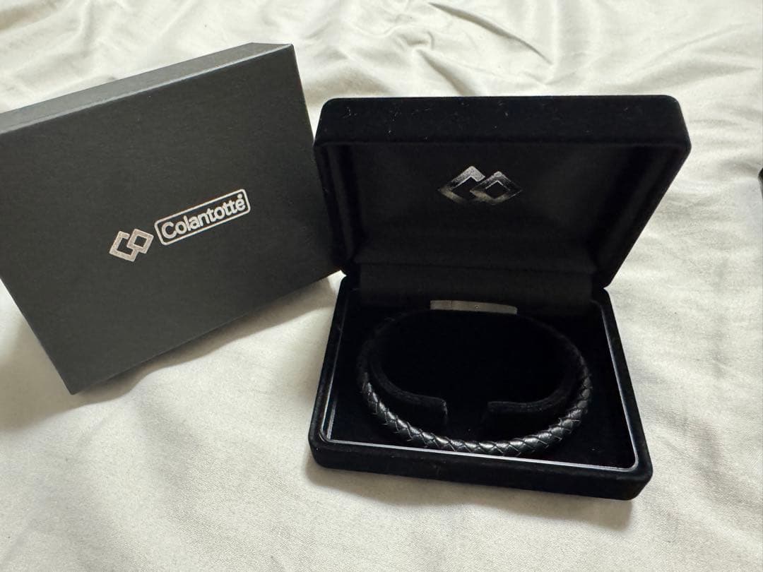 正規品　ブレスレット　箱のみ