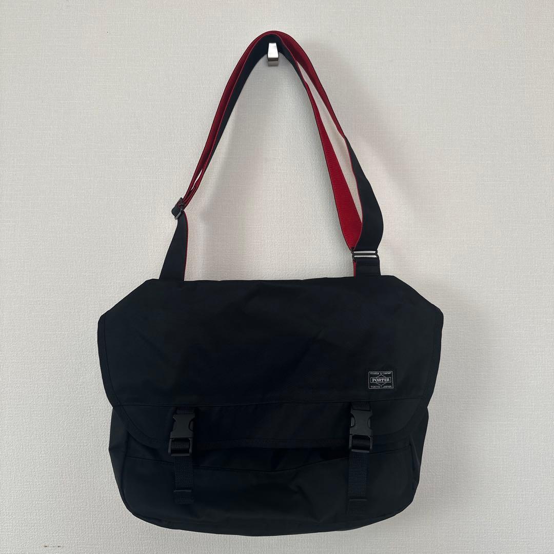 【ほぼ未使用】PORTERエルファイン メッセンジャーバッグ 黒✕赤