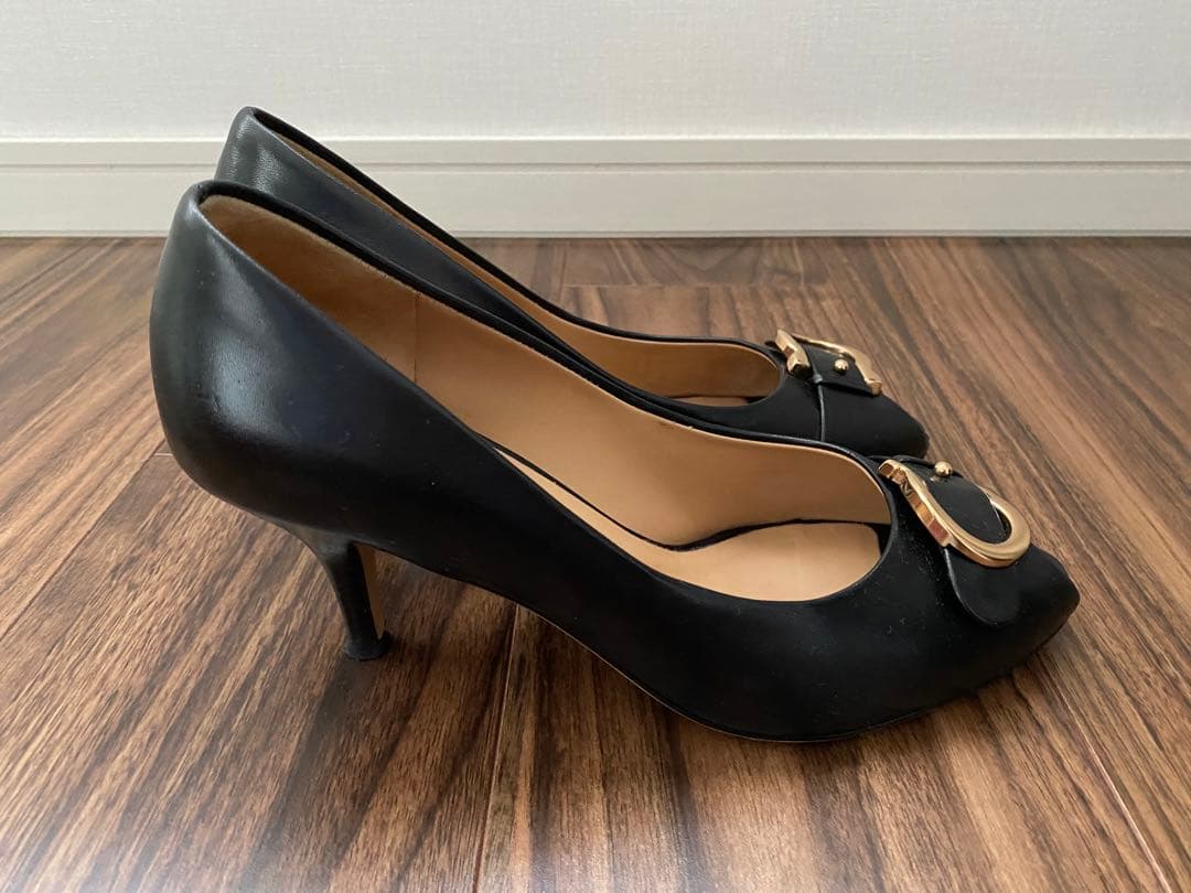 サルヴァトーレフェラガモ サンダル ハイヒール　24.5cm