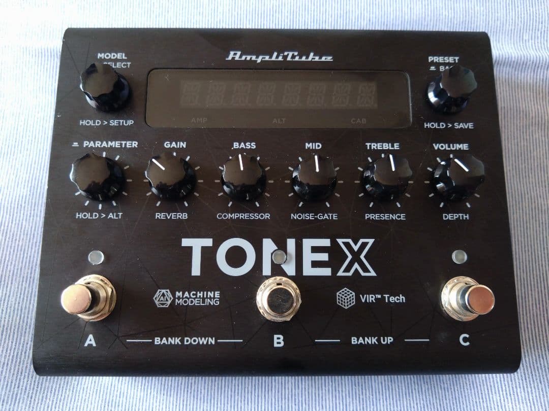 TONEX Pedal ギターエフェクター 本体のみ・ライセンス無し