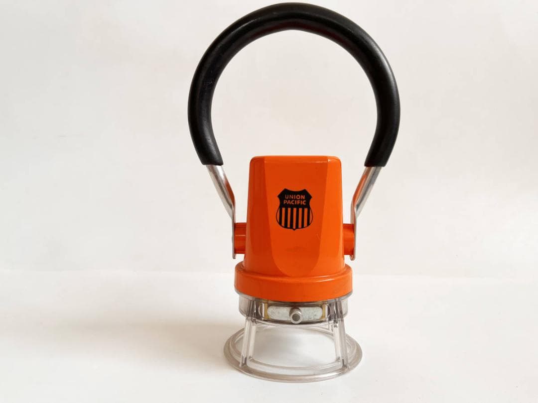 アメリカ ユニオン・パシフィック鉄道 ランタン Union Pacific 雑貨 Amazon | ユニオンパシフィックシティオブロサンゼルスF7エンジン3点