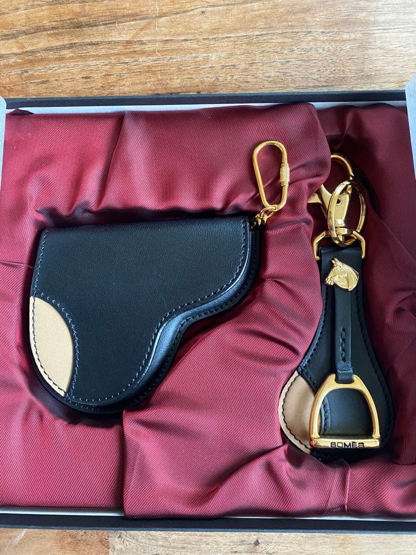 ご*ょ様 SOMES レザーキーケース ケース