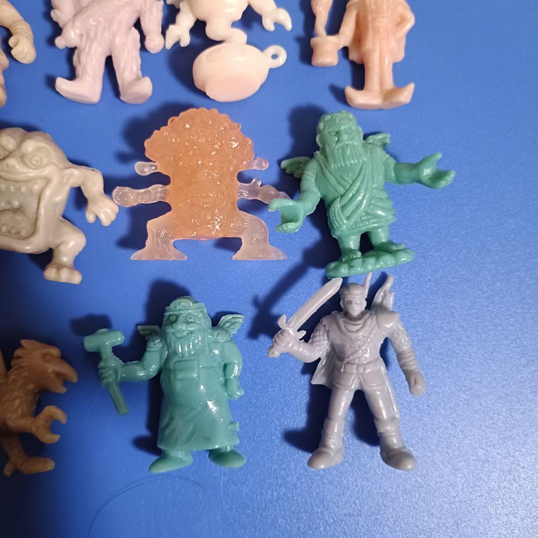 ロッテ 食玩 ネクロスの要塞 フィギュア 消しゴム まとめ売りB - メルカリ