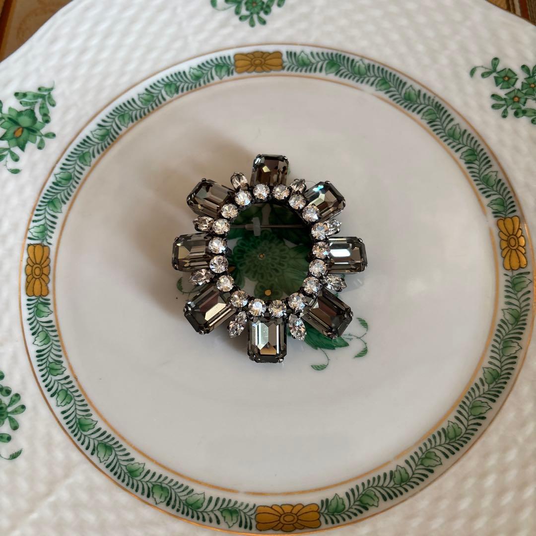 ☆ フォクシー　ブローチ☆ (ワケあり)