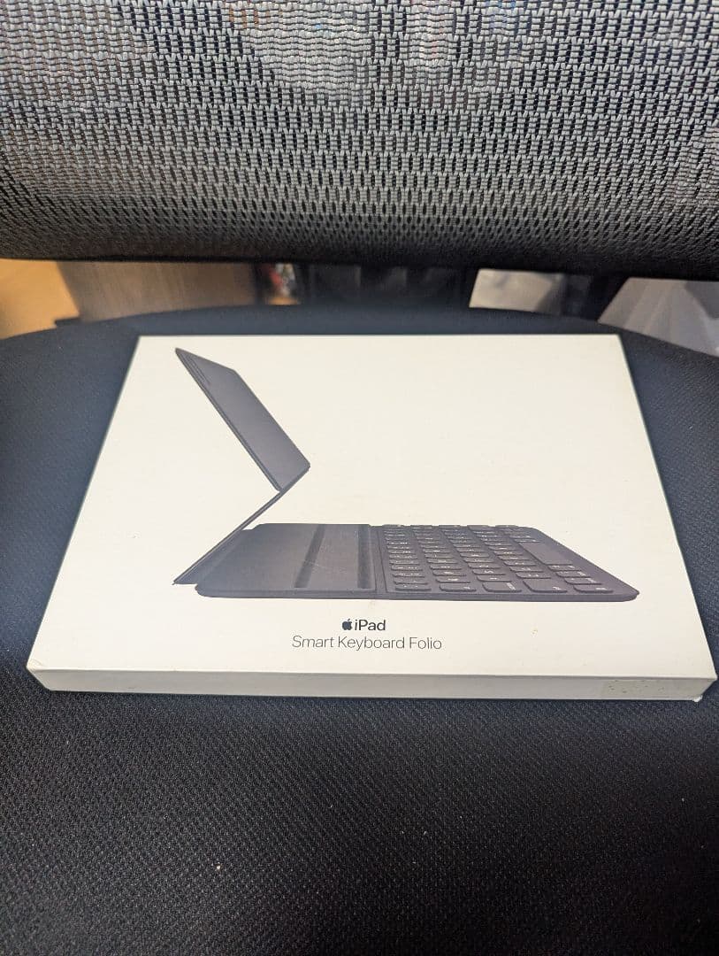 MXNK2J/A iPad Smart Keyboard Folio 動作未確認 - メルカリ