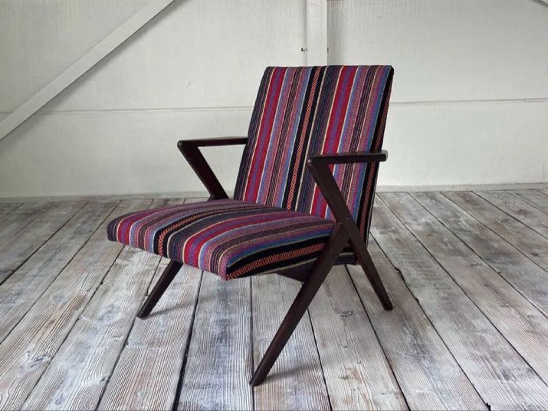 1人掛けリメイク椅子ヴィンテージソファ安楽椅子ネイティブ柄生地レトロディスプレイ