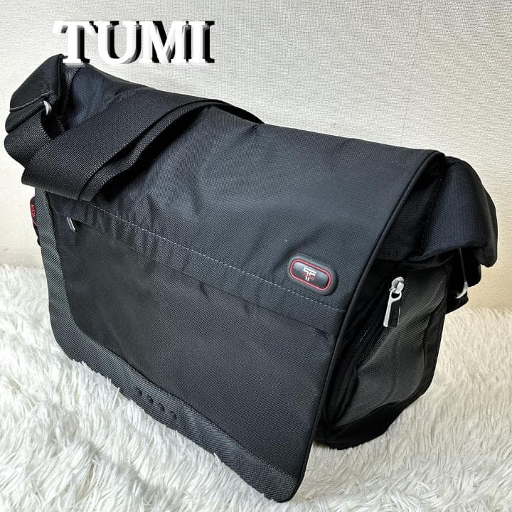 TUMI メッセンジャーバッグ トゥミ T-TECH ショルダーバッグ ブラック