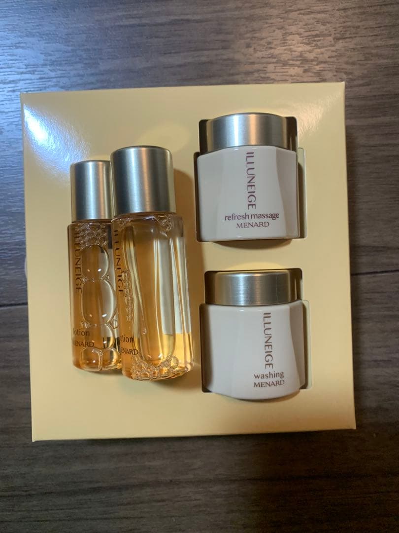 メナード イルネージュ ミニボルト4点セット - メルカリ