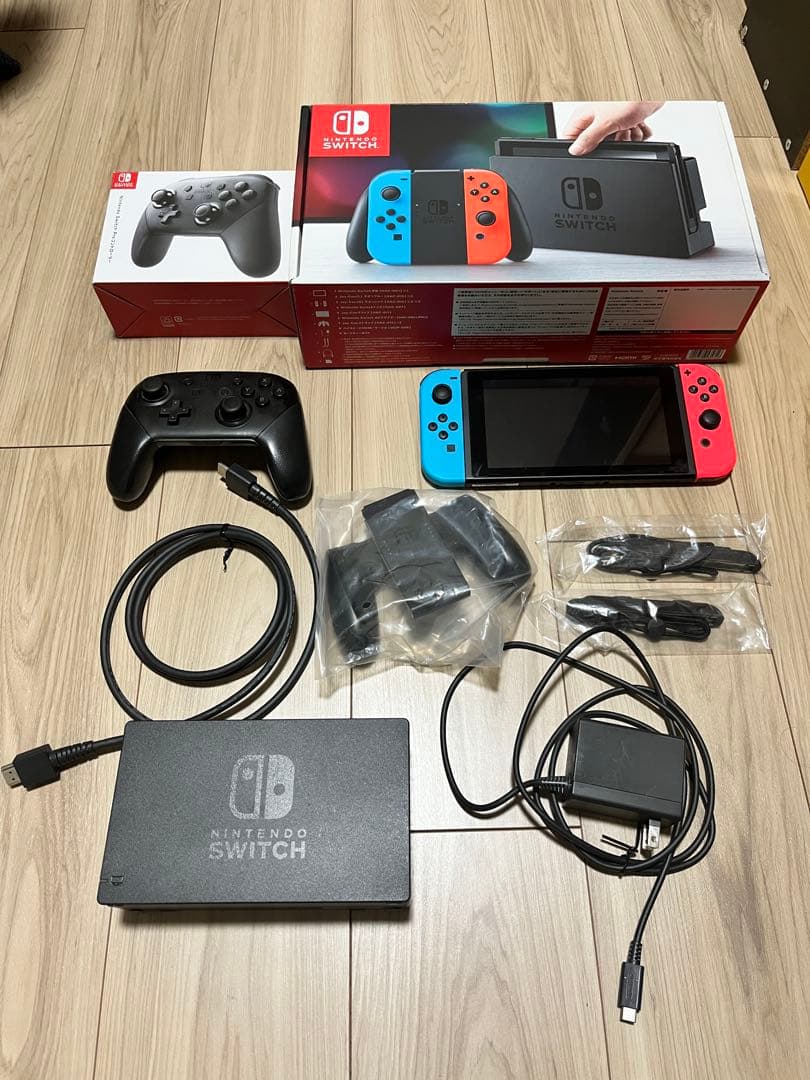 Nintendo Switch 本体 with Proコントローラー