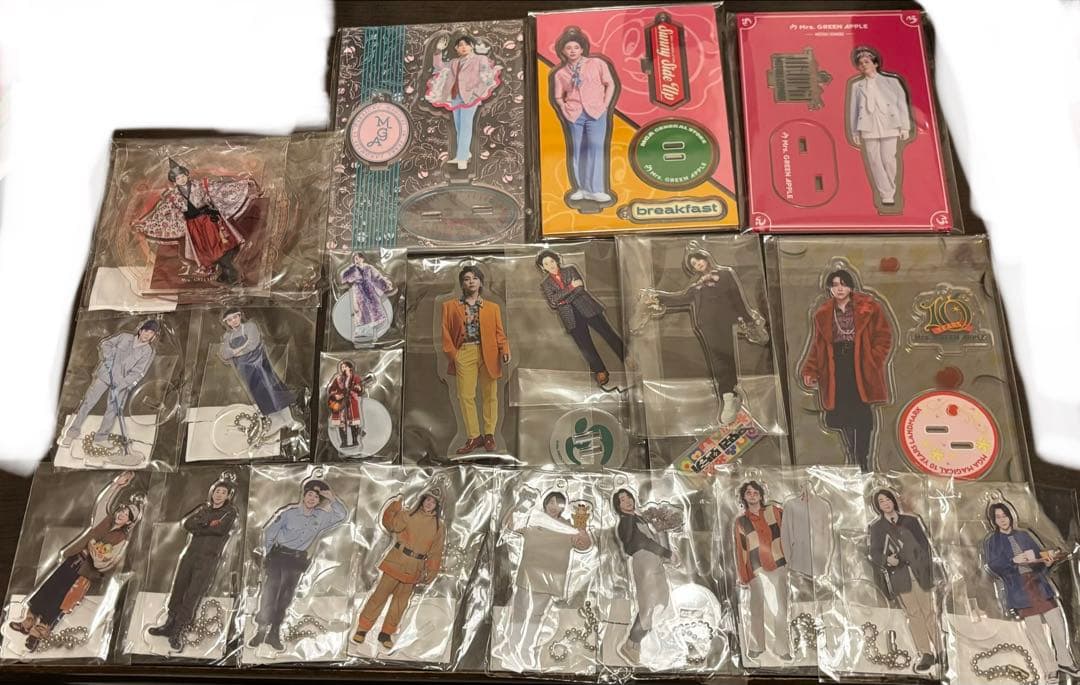 Mrs. GREEN APPLE 大森元貴 アクスタ まとめ Mrs. GREEN APPLE 大森元貴 アクスタ 10周年 - メルカリ