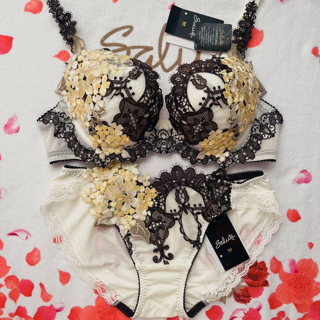 ワコール　サルート 店舗限定　49G モロッコ IV ブラ ショーツ