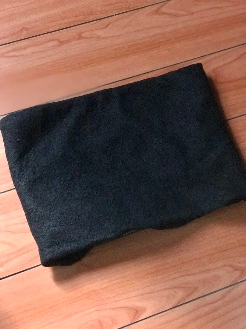 〜11/30 特別価格　コモリ　シルクフリース　ネックウォーマー