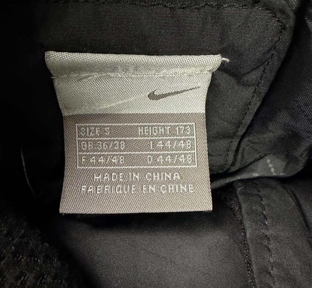 00s NIKE 中綿 フード付きナイロンジャケット テック系マウンテン