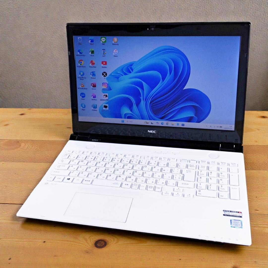 大容量SSHD☆Win11☆ブルーレイ 第6世代i3 ノートパソコン カメラ付き