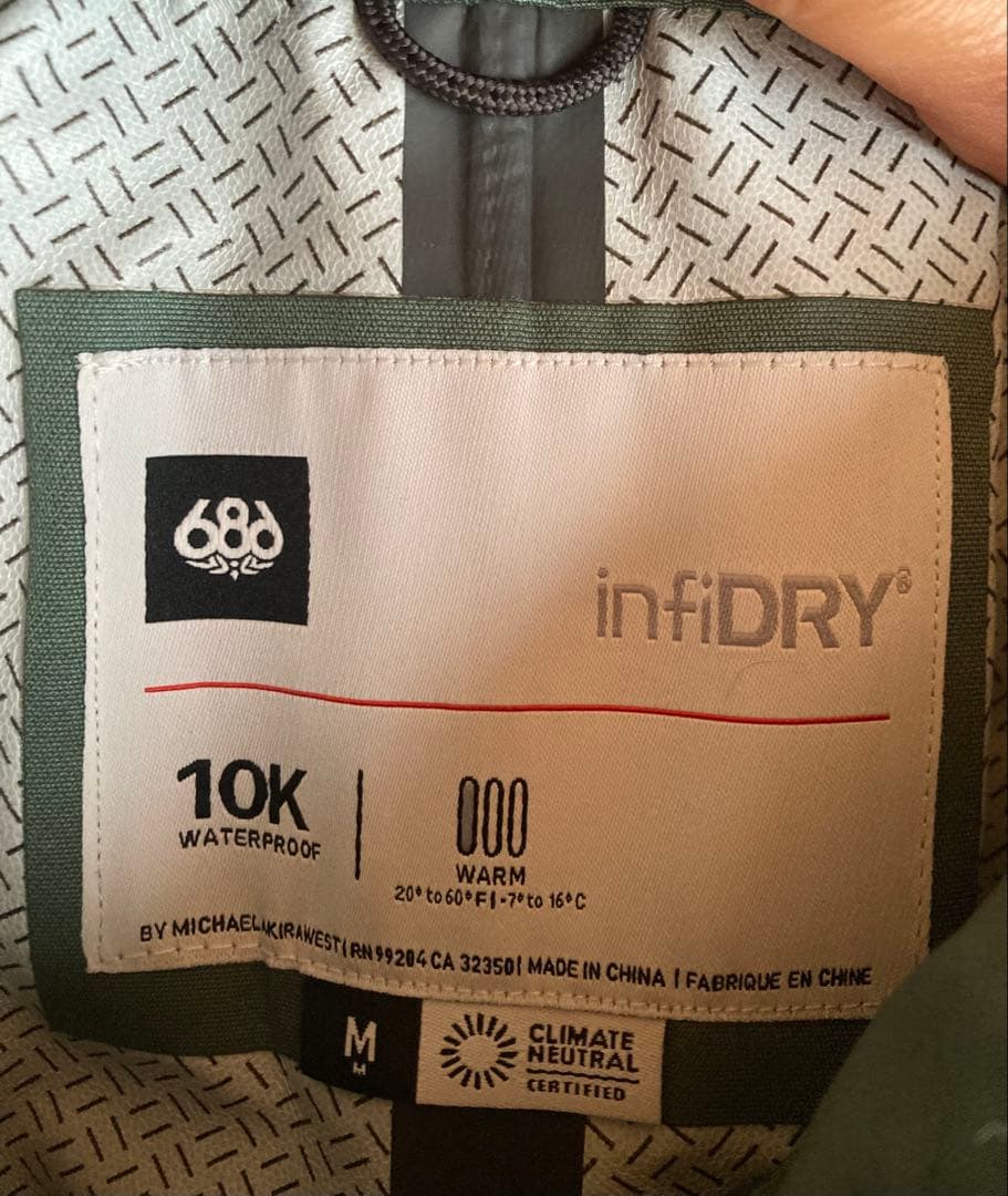 美品スノーボードウェア 686 2.5L GHOST PANT パンツ Mサイズ