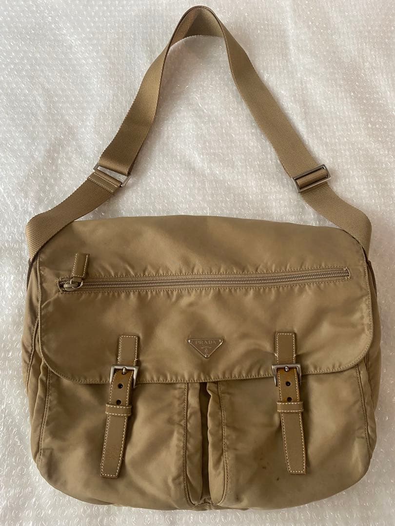 プラダ　PRADA ショルダーバッグ　斜めがけ　ナイロン　ベージュ系　ビンテージ 楽天市場】プラダ ナイロン ショルダー バッグ ベージュの通販