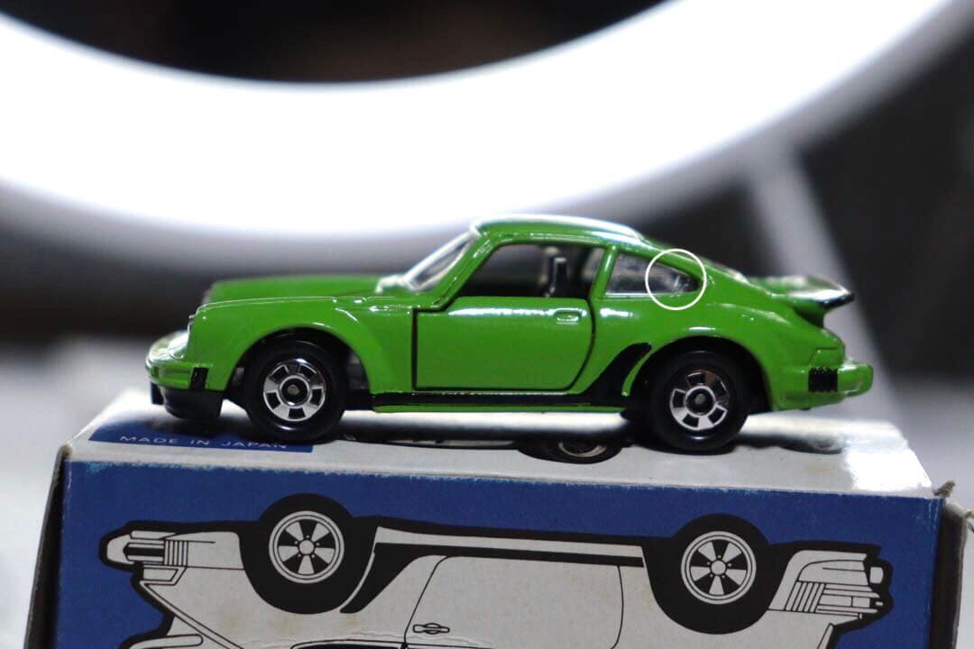 ポルシェ　930ターボ　日本製　トミカ　F1 1979 青箱