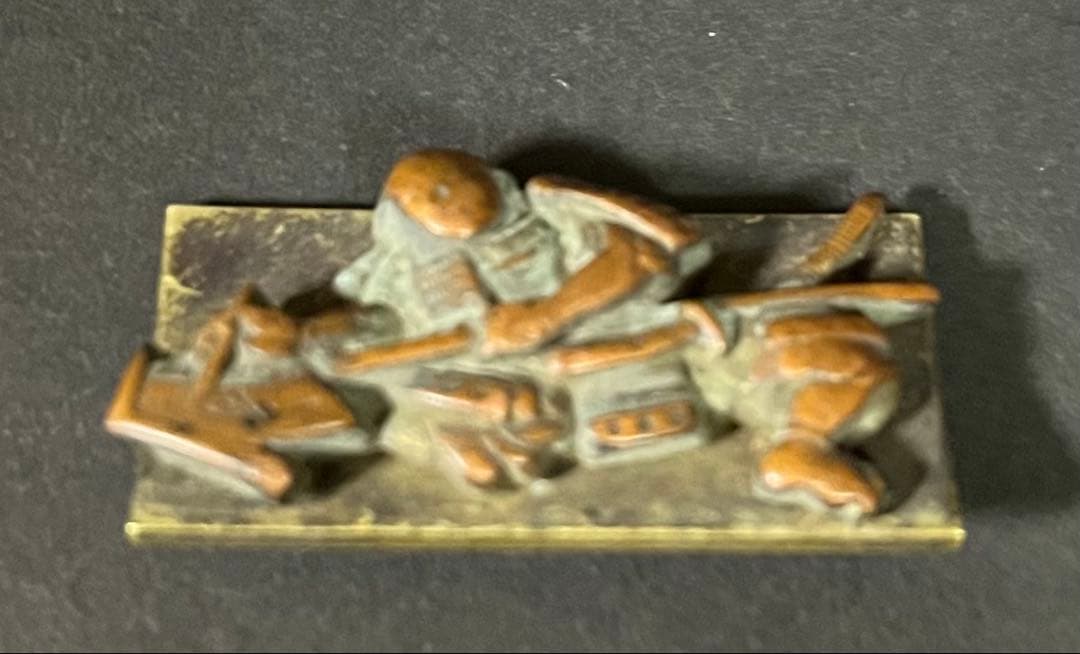 武者図 前金物 銅製 金銀象嵌 煙草入金具 骨董 提物 在銘 東山 明治