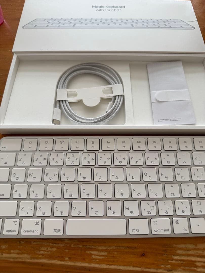 Magic Keyboard with Touch ID lightning版 Amazon.com: Apple Magic Keyboard with Touch ID for Mac Models with