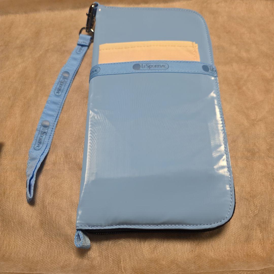 LeSportsac　ひとりっぷ マスタートラベルウォレット レスポ　新作
