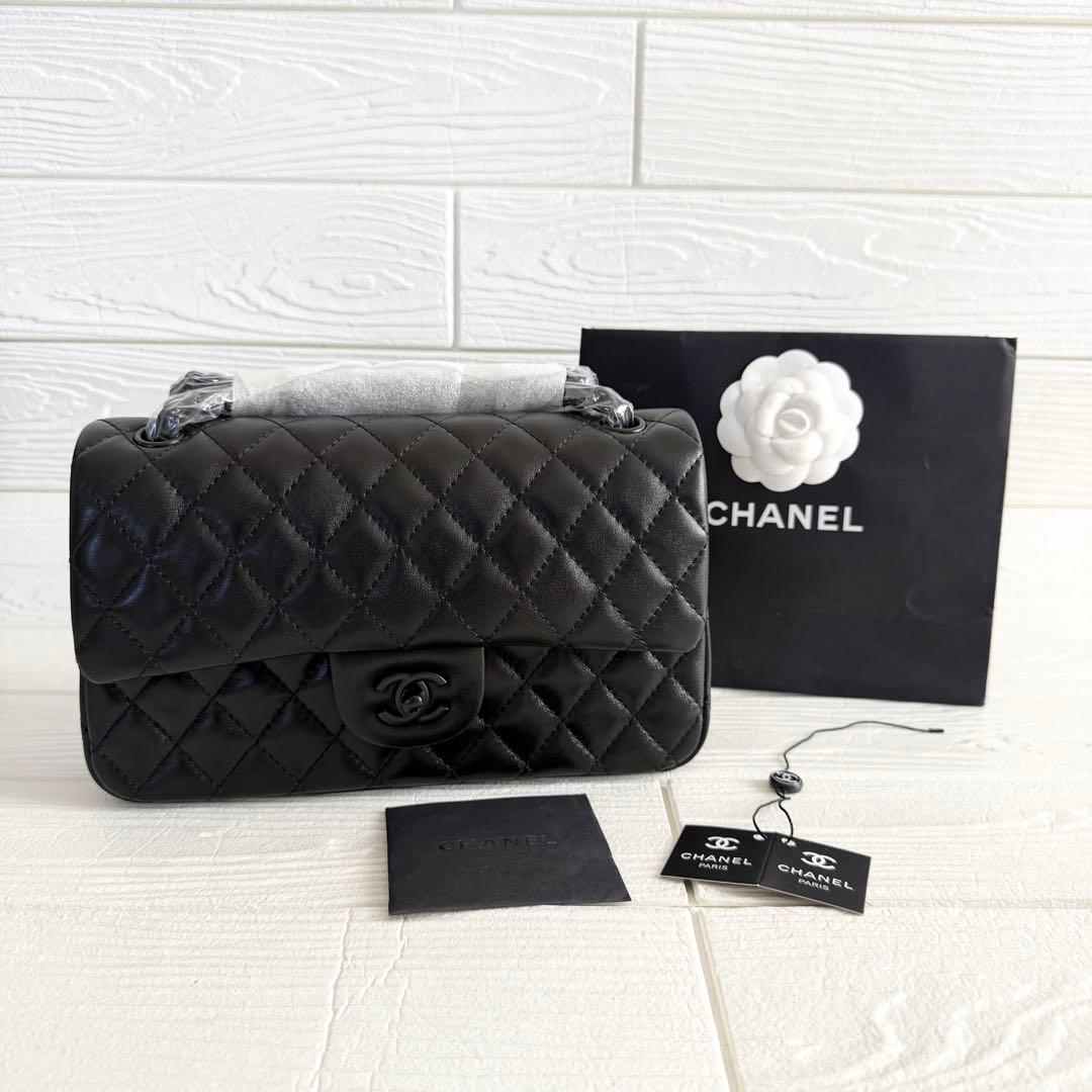 CHANEL シャネル　チェーンバック　ノベルティ