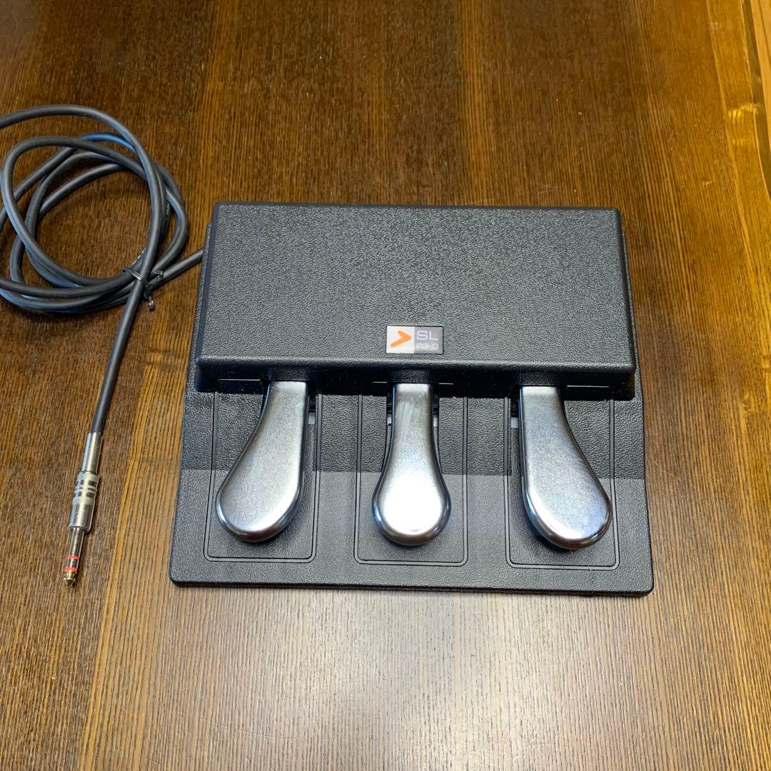 新同美品　studiologic 3本フットペダル　SLP3-D Amazon.com: Studiologic SLP3-D Triple Pedal for Keyboards & Midi