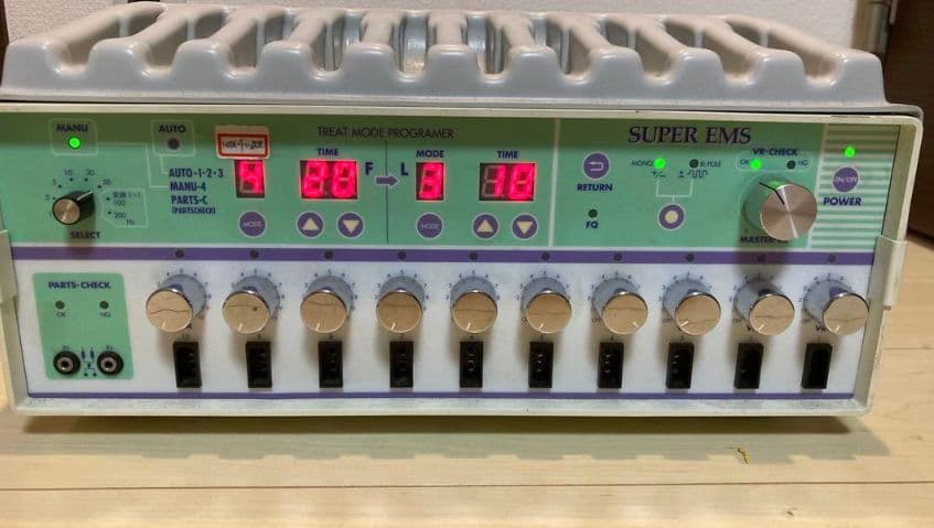 貴重】スーパ-EMS 伊藤超短波 業務用低周美容器
